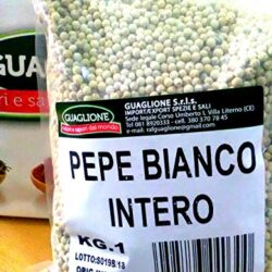 Un pizzico di Pepe Nero in Grani con Tappo Macina – 50 gr