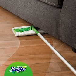 Swiffer Starter Kit Scopa con 1 Manico + 8 Panni di Ricambio, per Catturare e Intrappolare la Polvere 5